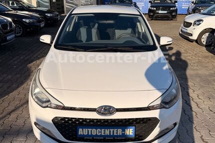 Hyundai i20 77.800 km 8.200 &euro; Kirchheim Unter Teck 73230