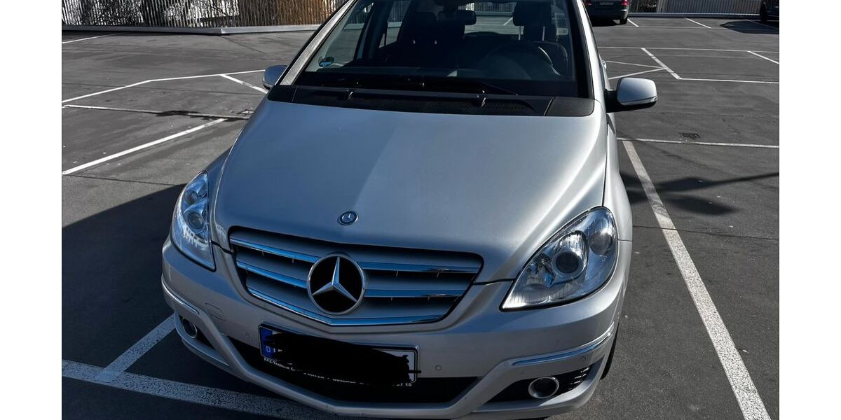Mercedes-Benz B 180 103.644 km 7.499 &euro; Geislingen 73312