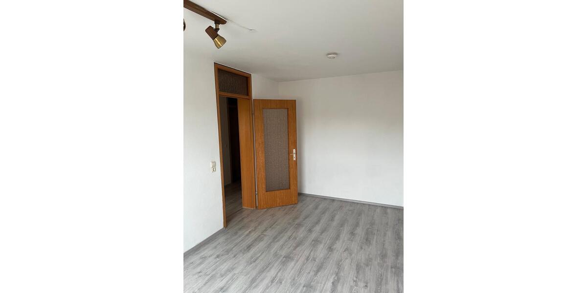 Etagenwohnung Kirchheim unter Teck - 3 Zimmer, 83 m&sup2;, 1.000&euro; | Angebot:24459732