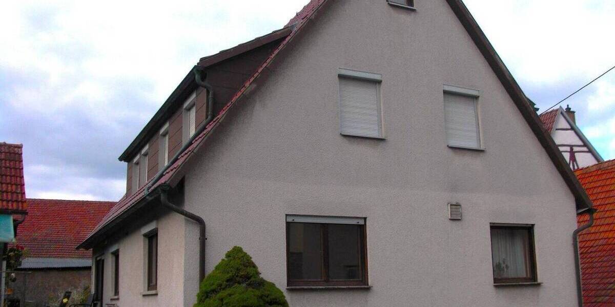 Mehrfamilienhaus, Wohnhaus Weinstadt Strümpfelbach - 5 Zimmer, 105 m&sup2;, 389.000&euro; | Angebot:25707669