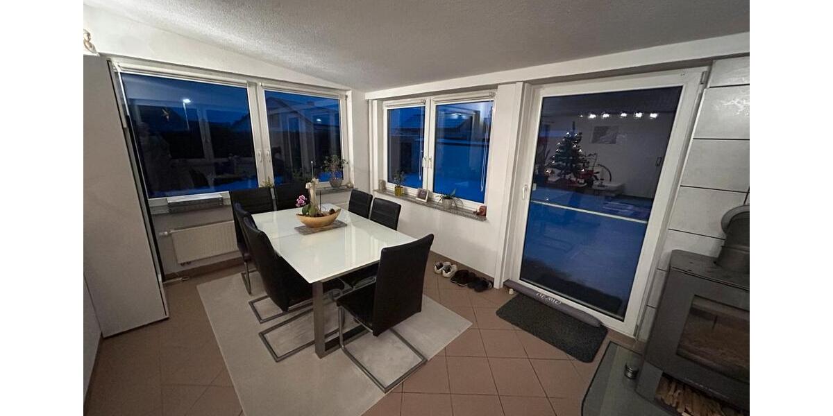 Doppelhaushälfte Laichingen - 5 Zimmer, 130 m&sup2;, 450.000&euro; | Angebot:24479377