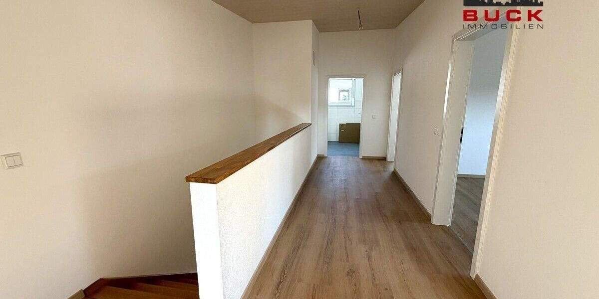 Doppelhaushälfte Böhmenkirch Treffelhausen - 5 Zimmer, 135 m&sup2;, 1.350&euro; | Angebot:25696269