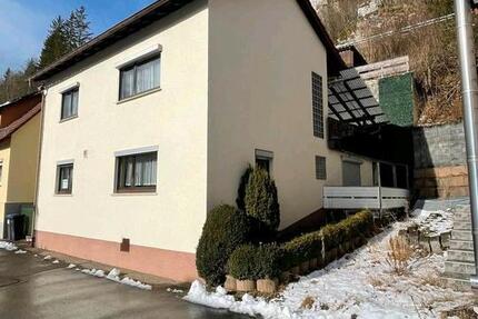 Haus Bad Urach - 175.000&euro; | Angebot:25547272