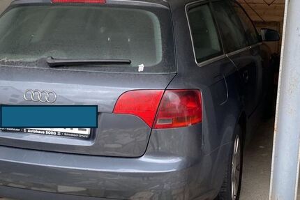 Audi A4 270.000 km 2.000 &euro; Schwäbisch Gmünd 73529