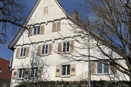 Haus Fellbach Schmiden - 8 Zimmer, 129 m&sup2;, 280.000&euro; | Angebot:25899894