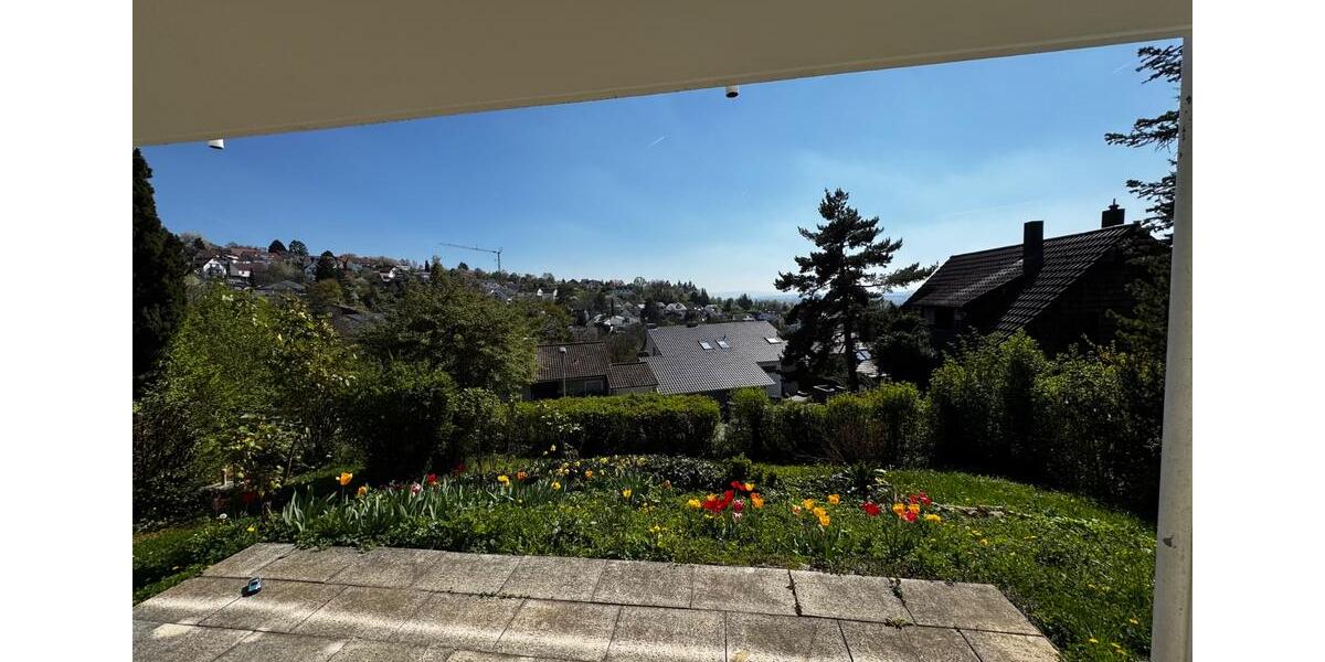 Erdgeschoßwohnung Esslingen am Neckar Hegensberg - 4.5 Zimmer, 109 m&sup2;, 1.300&euro; | Angebot:26311596