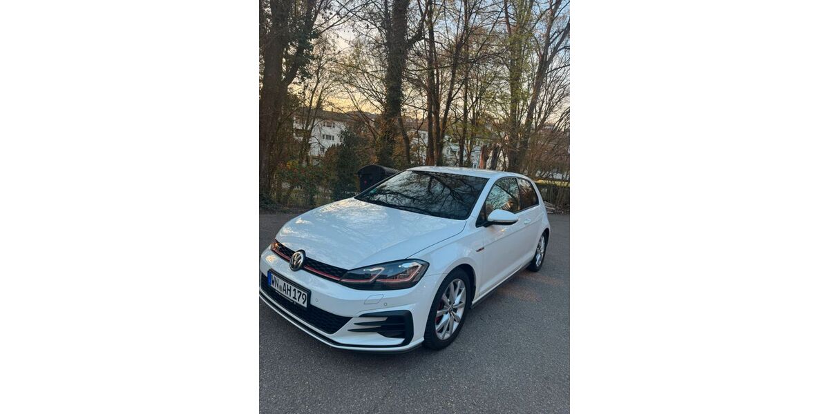 VW Golf 61.000 km 18.500 &euro; Waiblingen 71334