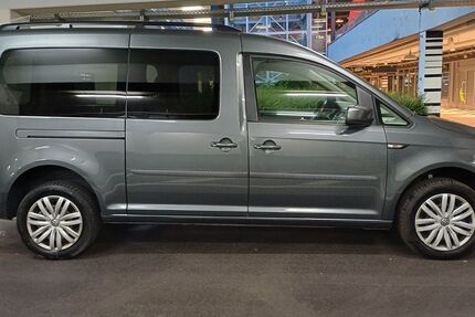 VW Caddy 168.000 km 15.200 &euro; Esslingen am Neckar 73733