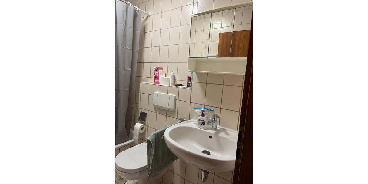 Etagenwohnung Adelberg - 1.5 Zimmer, 30 m&sup2;, 420&euro; | Angebot:25973908
