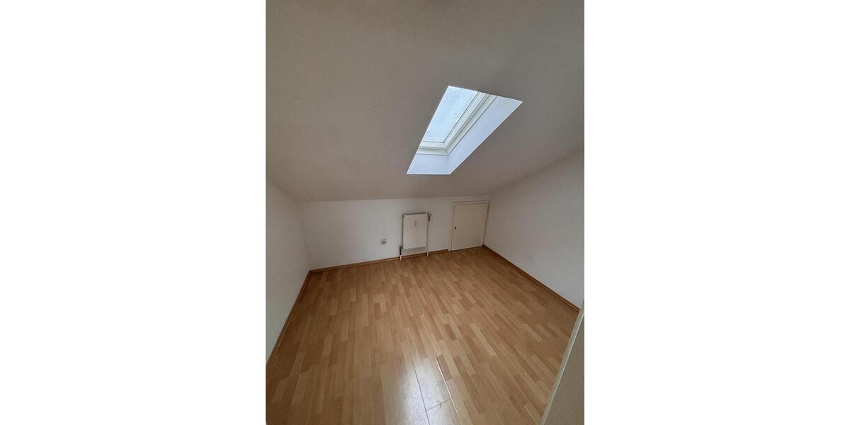 Dachgeschoßwohnung Schwäbisch Gmünd Bargau - 2 Zimmer, 40 m&sup2;, 580&euro; | Angebot:26611833