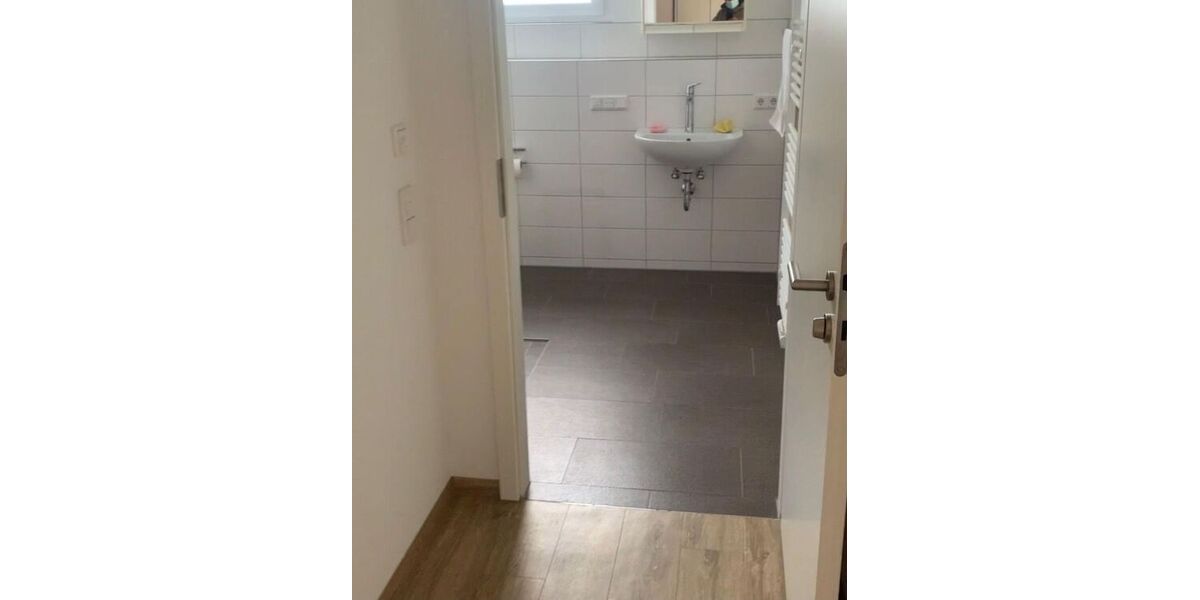 Moderne 2-Zimmerwohnung mit Küche & Fußbodenheizung in zentraler Lage - Etagenwohnung Plochingen Stumpenhof | Angebot:27438331