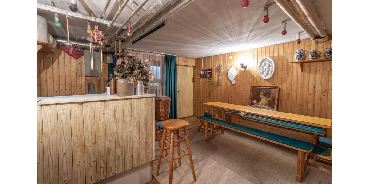 Mehrfamilienhaus, Wohnhaus Göppingen - 8 Zimmer, 190 m&sup2;, 615.000&euro; | Angebot:27153407
