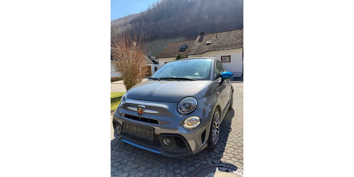 Abarth 595C 44.498 km 20.990 &euro; Wiesensteig 73349