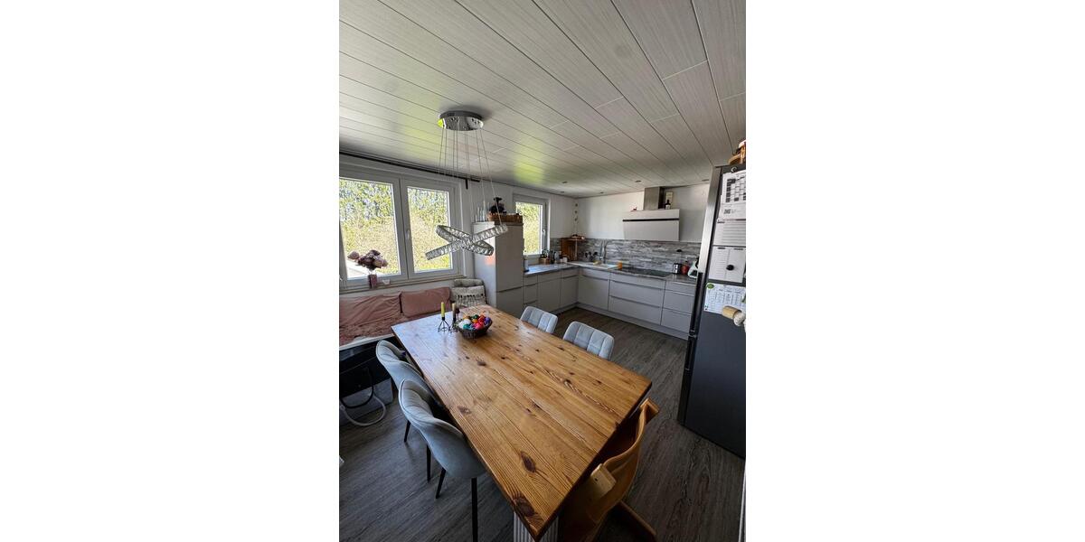 Etagenwohnung Albershausen - 4 Zimmer, 88 m&sup2;, 298.000&euro; | Angebot:25409083