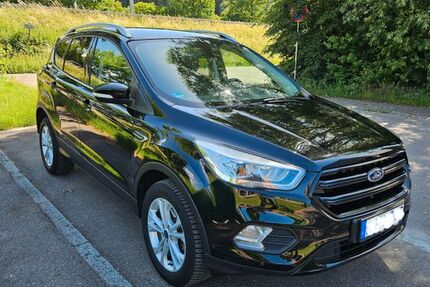 Ford Kuga 84.000 km 12.500 &euro; Schwäbisch Gmünd 73525