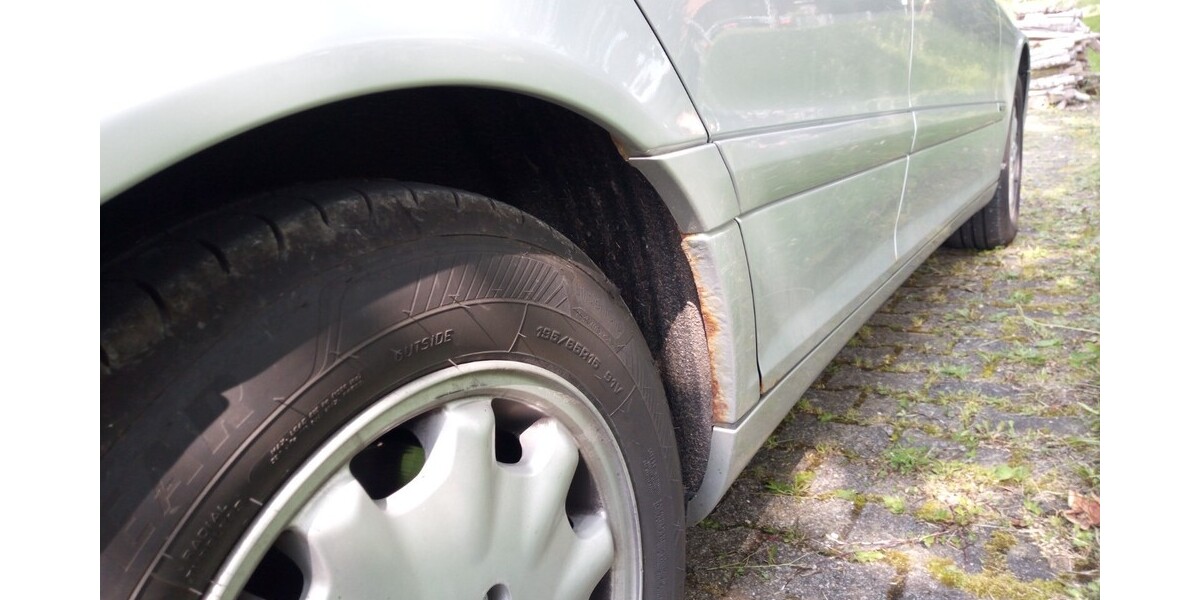 Mercedes-Benz 200 177.000 km 1.800 &euro; Lenningen 73252