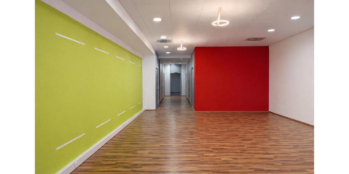 Gewerbeobjekt Göppingen - 3.950&euro; | Angebot:25383474