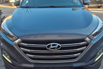 Hyundai TUCSON 179.000 km 14.400 &euro; Baltmannsweiler 73666