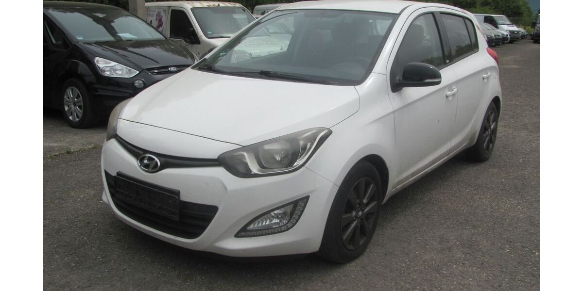 Hyundai i20 174.200 km 2.990 &euro; Kirchheim unter Teck 73230