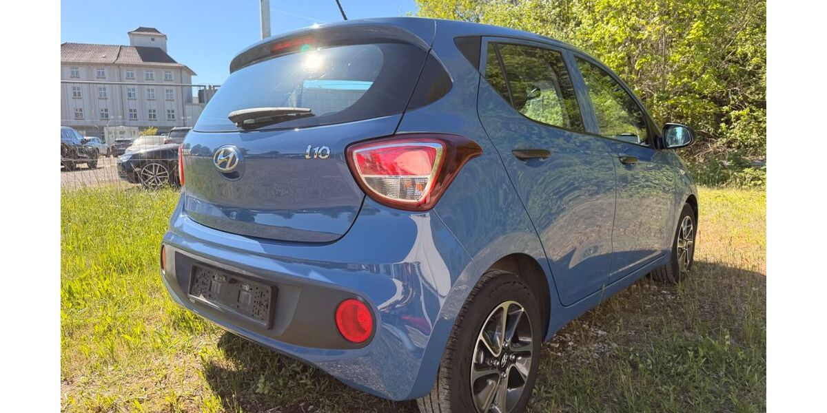 Hyundai i10 65.000 km 7.900 &euro; Gingen 73333