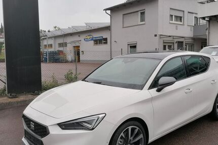 Seat Leon 5.000 km 26.900 &euro; Göppingen 73033
