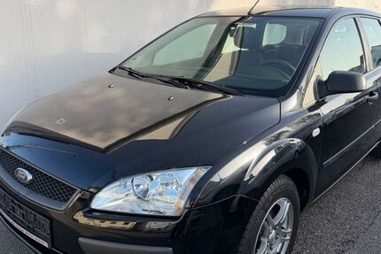 Ford Focus 166.300 km 2.650 &euro; Eislingen 73054
