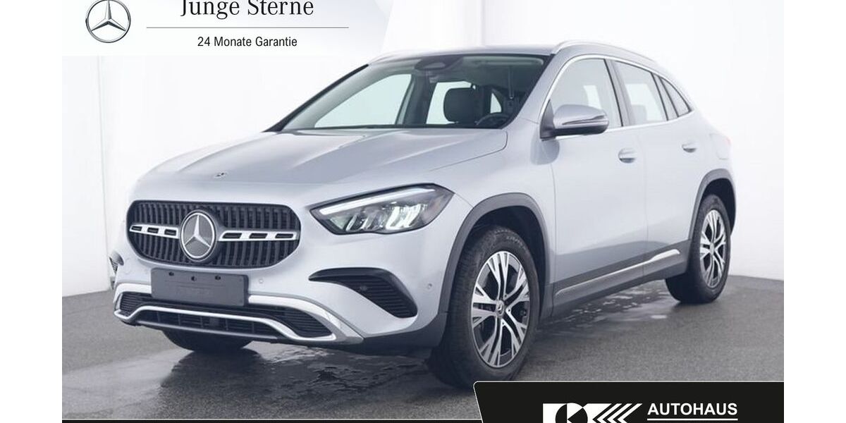 Mercedes-Benz GLA 250 12.715 km 41.790 &euro; Fellbach 70736