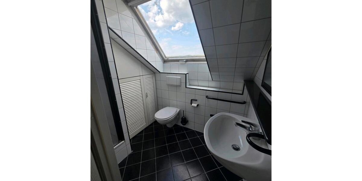 Dachgeschoßwohnung Deizisau - 3 Zimmer, 60 m&sup2;, 840&euro; | Angebot:26680584