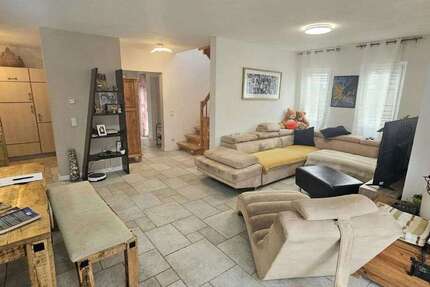 Haus Heubach - 9.5 Zimmer, 140 m&sup2;, 425.000&euro; | Angebot:24252659