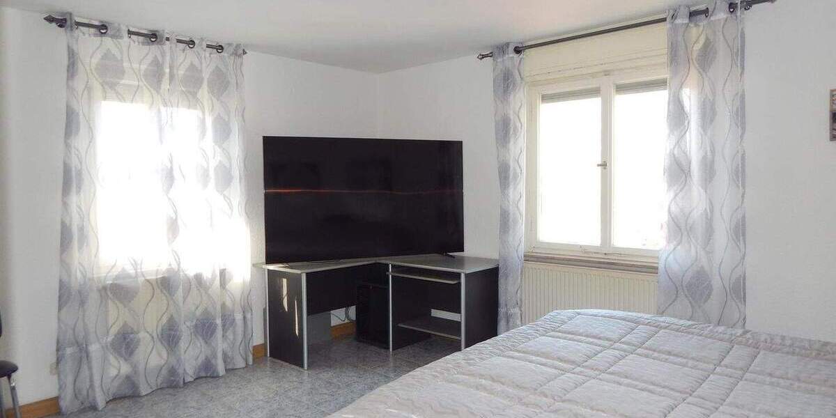 Mehrfamilienhaus, Wohnhaus Göppingen Stadtgebiet - 9 Zimmer, 133 m&sup2;, 490.000&euro; | Angebot:25851395