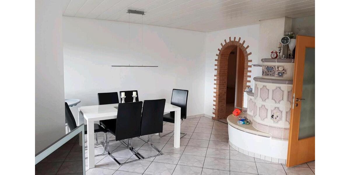 Etagenwohnung Göppingen Bruckwasen - 3.5 Zimmer, 86 m&sup2;, 850&euro; | Angebot:25908748