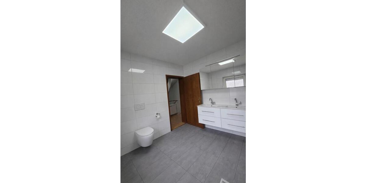 Reihenhaus Schwäbisch Gmünd - 7 Zimmer, 139 m&sup2;, 415.000&euro; | Angebot:26819854