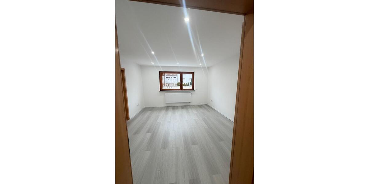Erdgeschoßwohnung Amstetten - 3 Zimmer, 88 m&sup2;, 1.300&euro; | Angebot:25647315