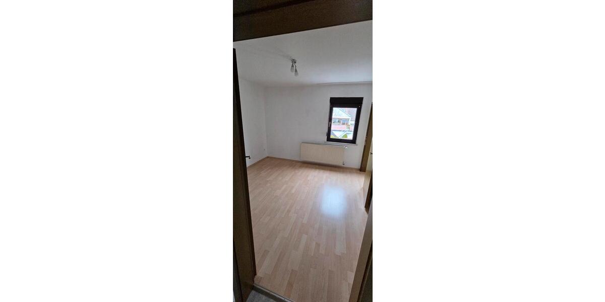 Etagenwohnung Bartholomä - 5 Zimmer, 115 m&sup2;, 860&euro; | Angebot:25953920