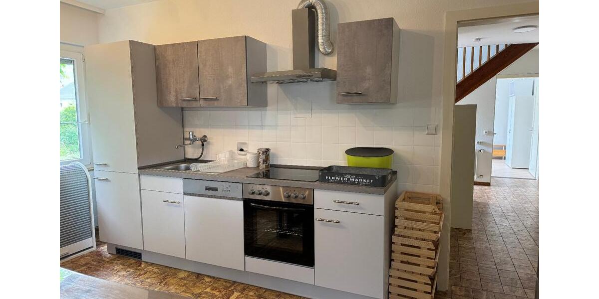 Erdgeschoßwohnung Dettingen an der Erms - 3 Zimmer, 80 m&sup2;, 1.300&euro; | Angebot:25300810