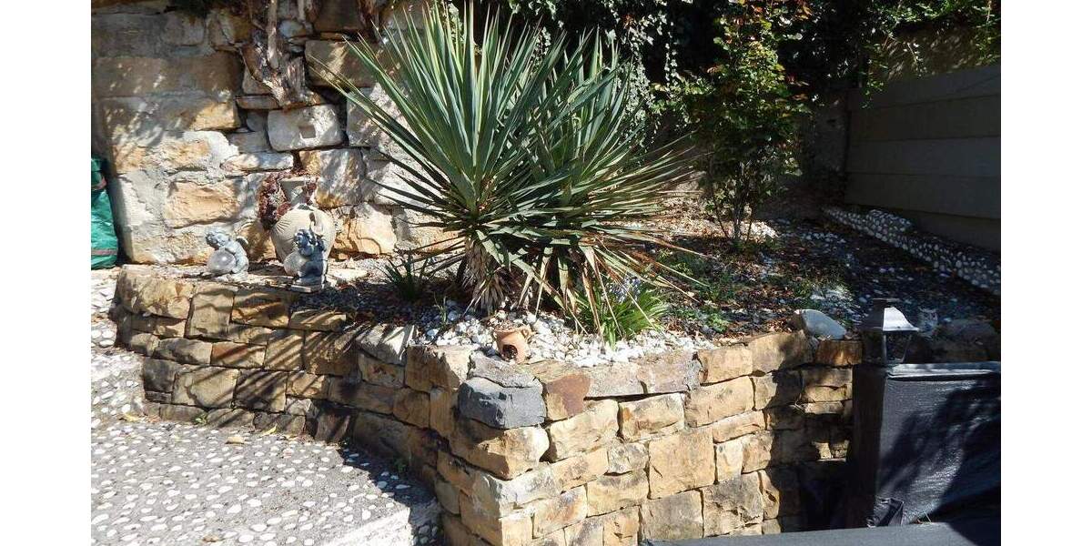 Mehrfamilienhaus, Wohnhaus Göppingen Stadtgebiet - 9 Zimmer, 133 m&sup2;, 490.000&euro; | Angebot:25851395