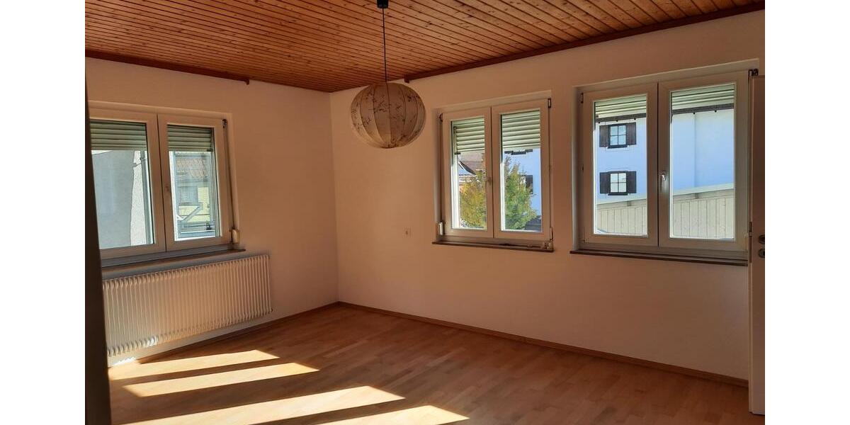 Etagenwohnung Gruibingen - 4 Zimmer, 112 m&sup2;, 920&euro; | Angebot:25540131