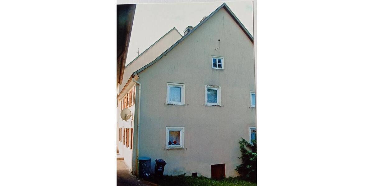 Doppelhaushälfte Schechingen - 7 Zimmer, 140 m&sup2;, 192.000&euro; | Angebot:25803472