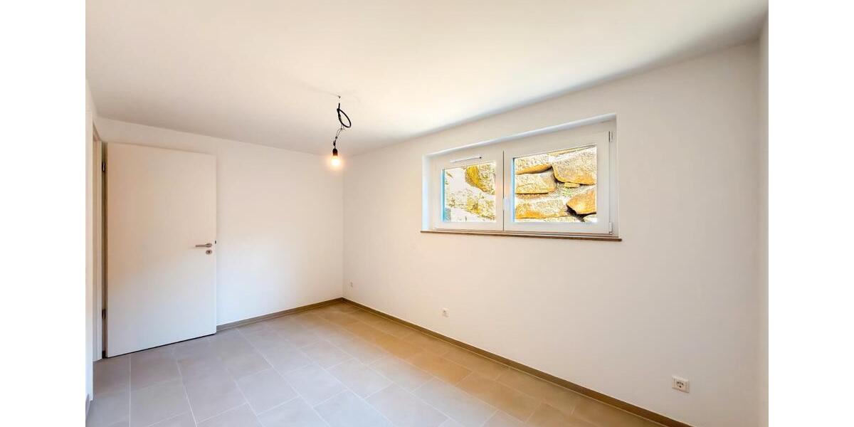 Reihenhaus Nürtingen - 4.5 Zimmer, 152 m&sup2;, 3.060&euro; | Angebot:27620282