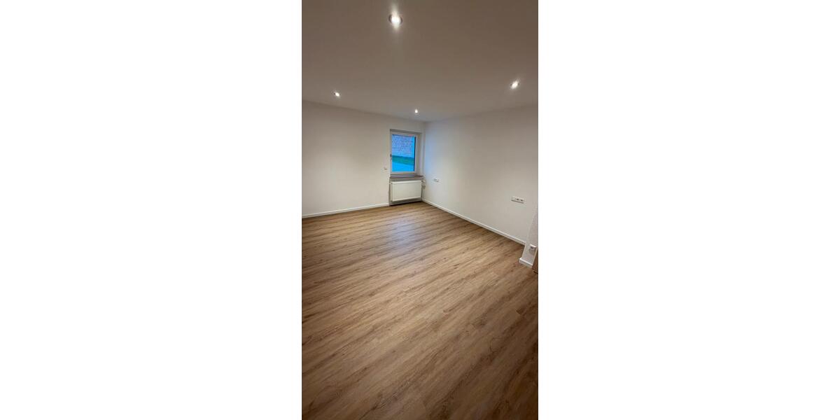 Erdgeschoßwohnung Mutlangen - 4 Zimmer, 110 m&sup2;, 1.300&euro; | Angebot:25843420