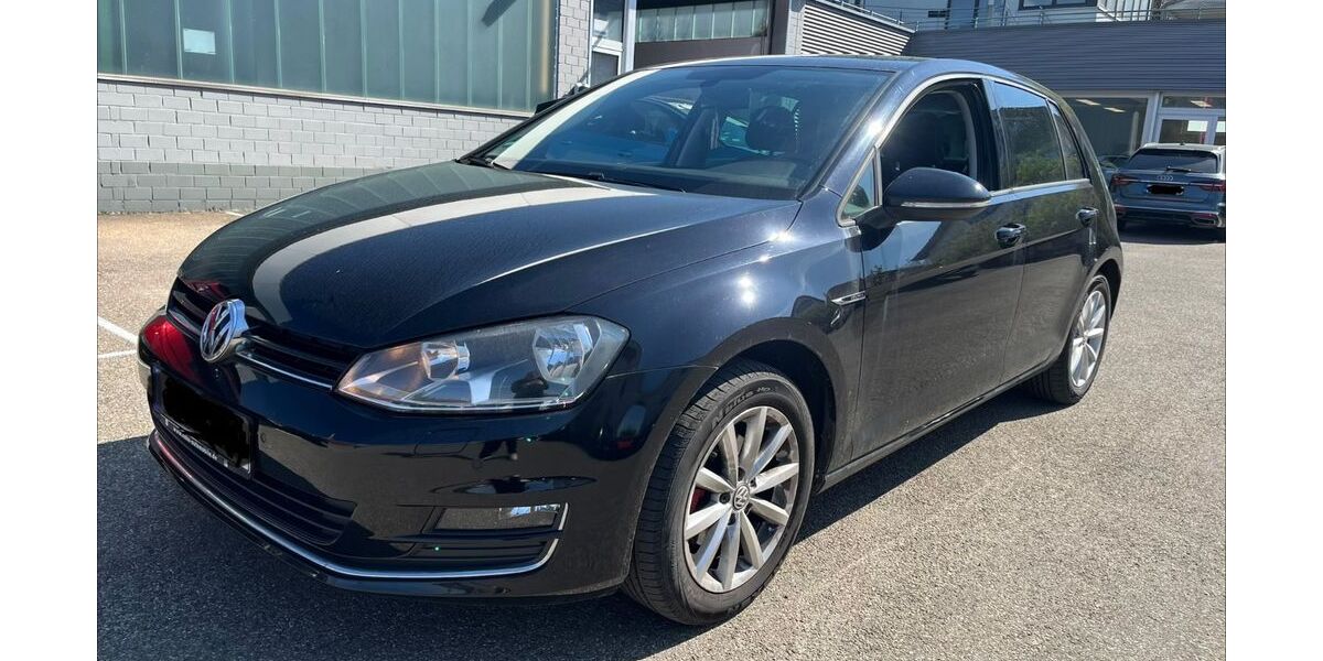 VW Golf 104.000 km 8.700 &euro; Donzdorf 73072