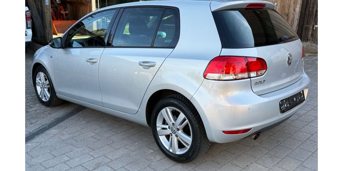 VW Golf 73.500 km 7.900 &euro; Schwäbisch Gmünd 73525