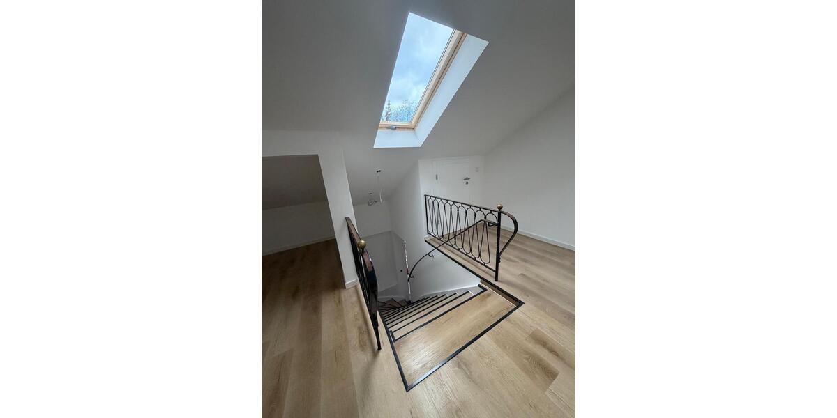 Etagenwohnung Denkendorf - 3 Zimmer, 85 m&sup2;, 1.200&euro; | Angebot:24851594