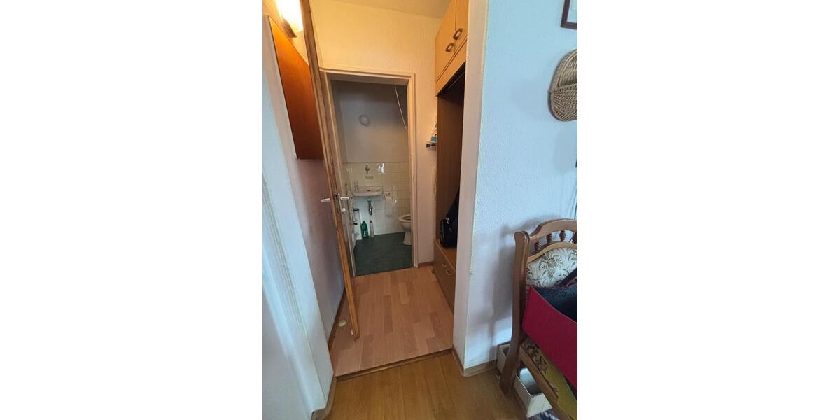 Dachgeschoßwohnung Weinstadt - 3.5 Zimmer, 74 m&sup2;, 215.000&euro; | Angebot:27008590