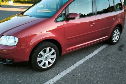 VW Touran 178.000 km 3.200 &euro; Kirchheim unter Teck 73230