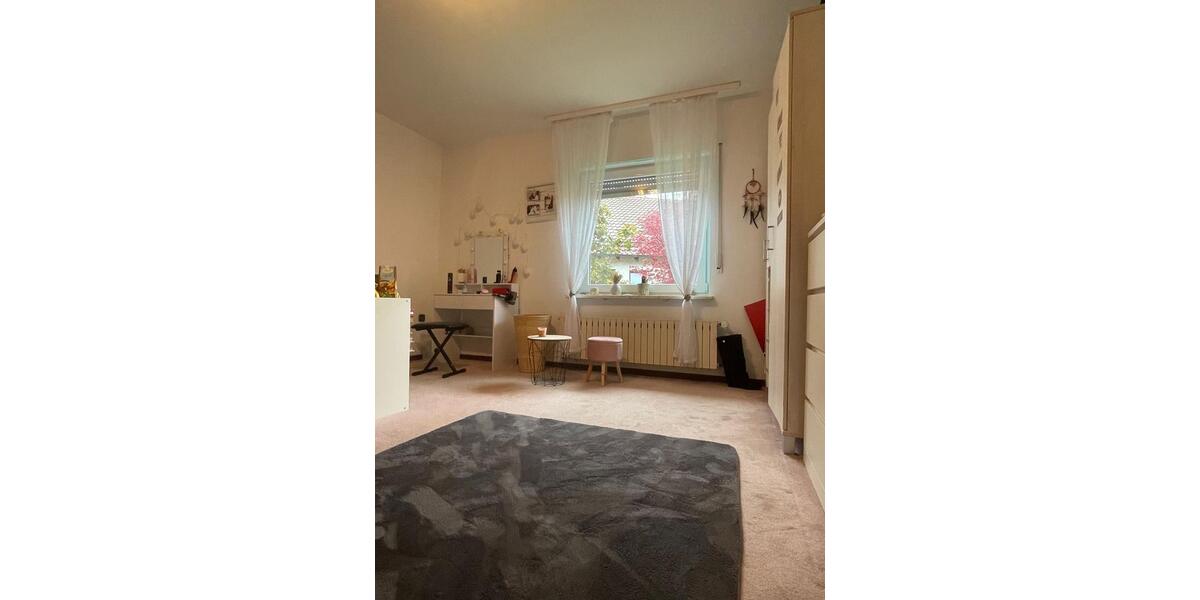 Einfamilienhaus Winnenden - 5 Zimmer, 150 m&sup2;, 1.720&euro; | Angebot:26418186