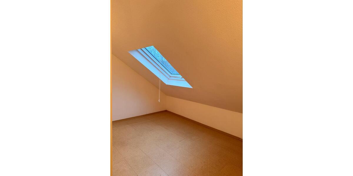 Reihenhaus Nürtingen - 4 Zimmer, 80 m&sup2;, 1.245&euro; | Angebot:25639747