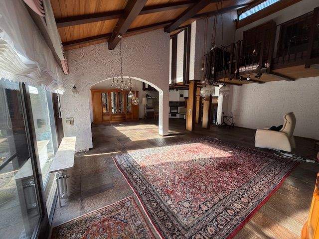 Einfamilienhaus Kohlberg - 9 Zimmer, 326 m&sup2;, 850.000&euro; | Angebot:25741059