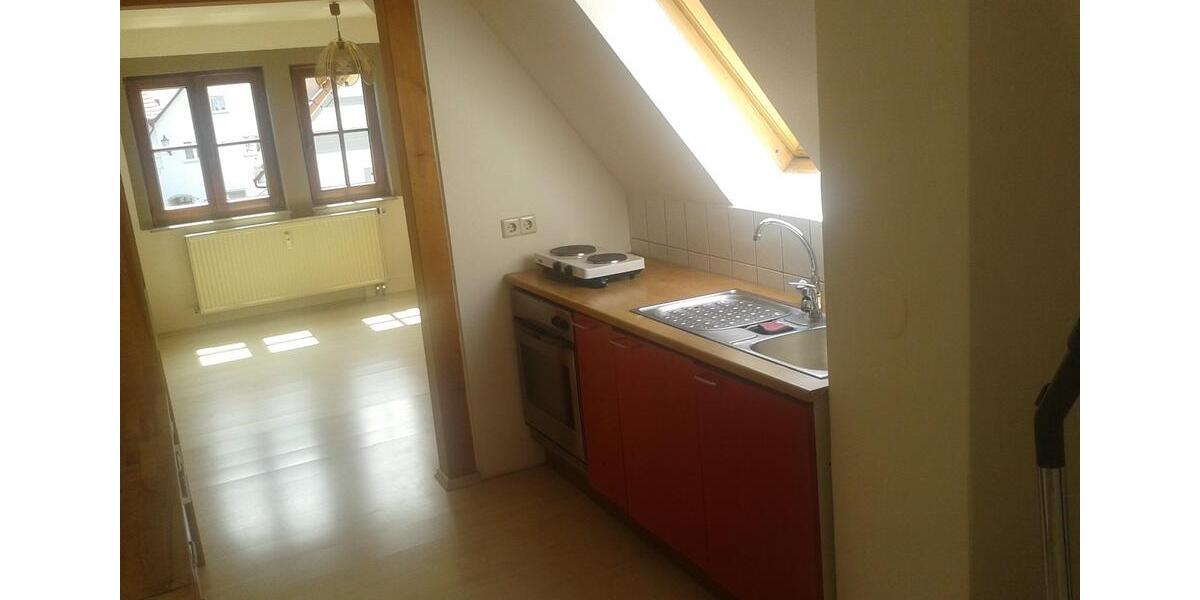 Dachgeschoßwohnung Wiesensteig - 2 Zimmer, 74 m&sup2;, 700&euro; | Angebot:25721134