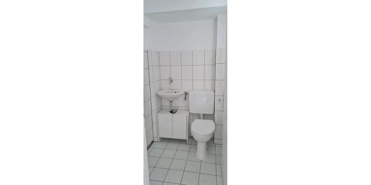 Etagenwohnung Lorch - 4 Zimmer, 90 m&sup2;, 1.000&euro; | Angebot:27570365